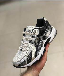 برند اسیکس اورجینال،حراج به علت تک سایزی,سایز41