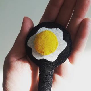 مگنت رو یخچالی نمدی