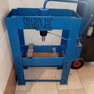 پرس دروازه ای ۱۵ تن