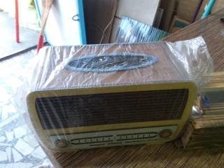 جادستمال کاغذی ام پی مدل رادیو