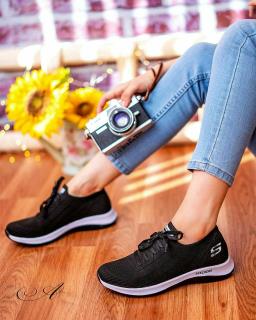 اسکیچرز زنانه