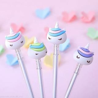 روان نویس فانتزی طرح یونیکورن