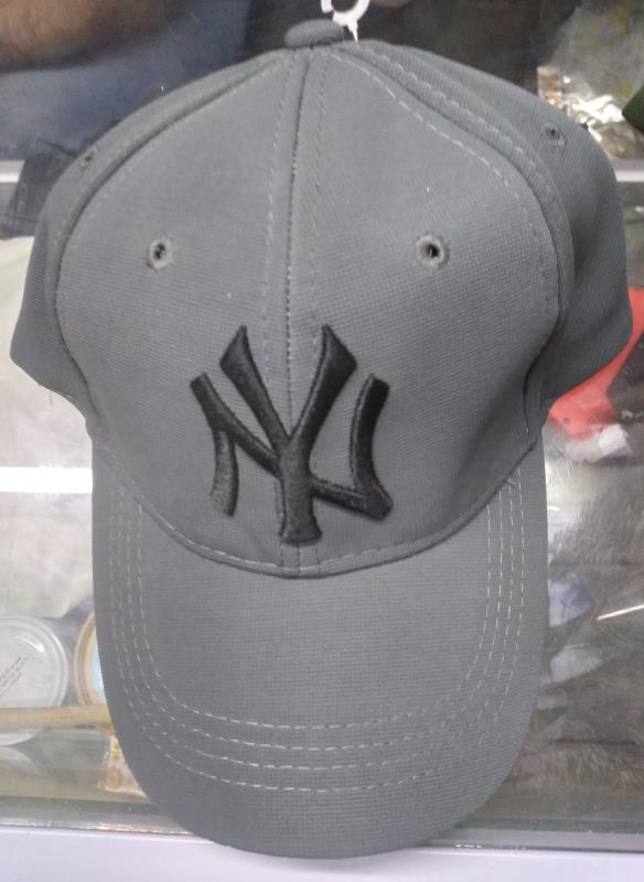 کلاه های طرح NYخارجی