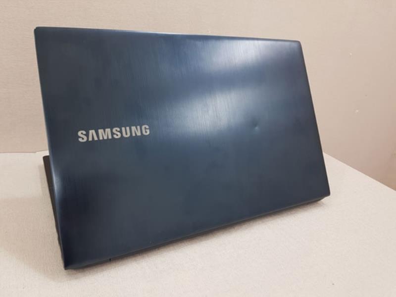 لپ تاپ Samsung 870z5g