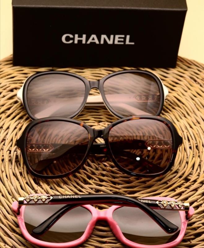 عینک آفتابی شنل. CHANEL