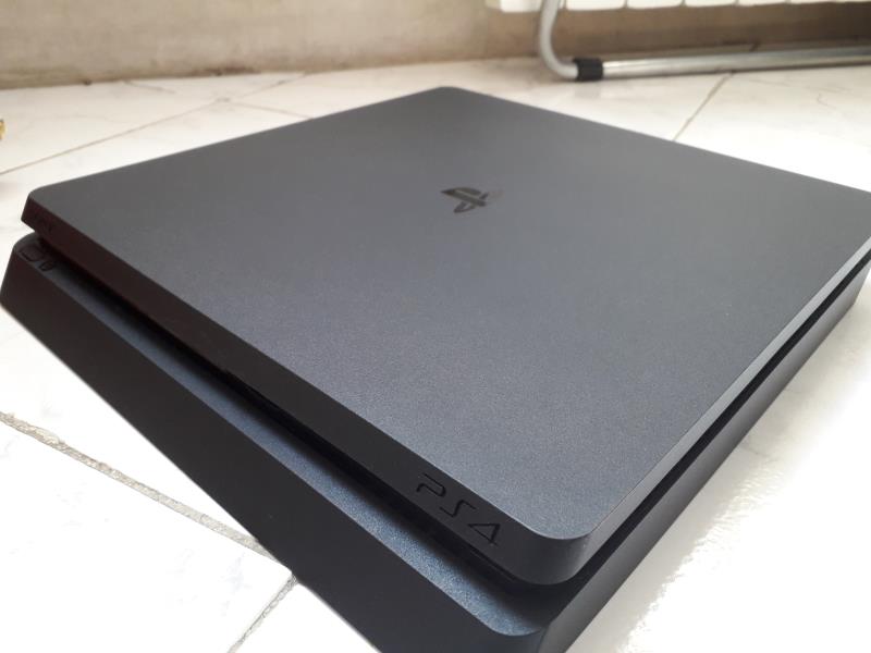 Ps4 slim 1tra