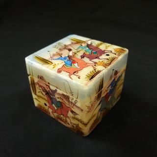 جعبه جواهرات سنگی