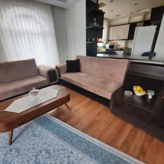 مبل راحتی ال ترک  بدون ضربه خوردگی