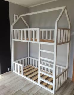 تخت دو طبقه نوجوان