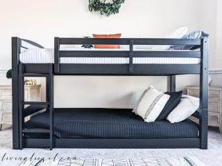 تخت دو طبقه