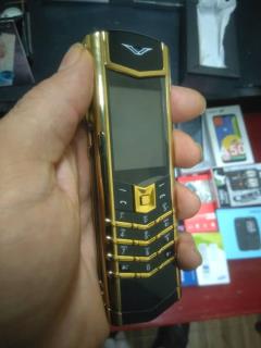 گوشی مدل V10 موبایل ورتو Verto رمخور 2سیم زیبا درجه1