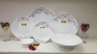 سرویس 26 پارچه ارکوپال مقصود مدل لاریس صورتی