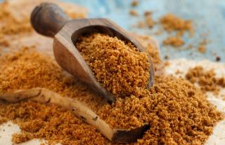 شکر قهوه ای