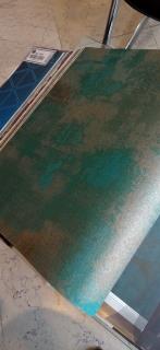 کاغذ دیواری سبز پتینه