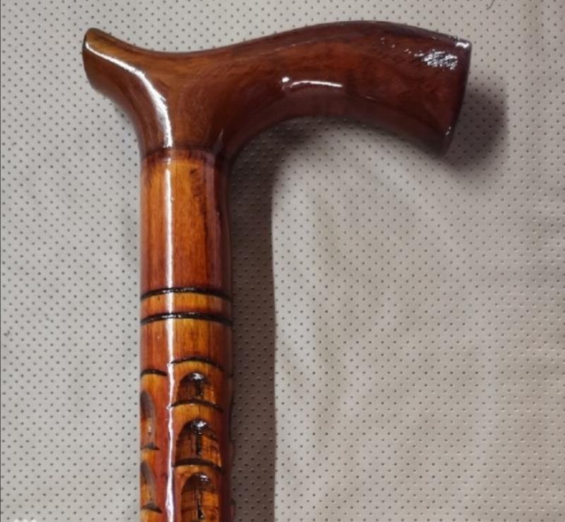 عصا چوبی مدل برگ