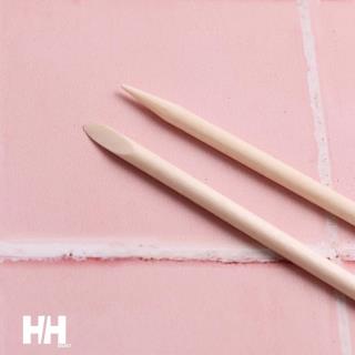 عقب زن ناخن