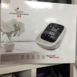 دستگاه فشارخون دیجیتالی سخنگو زنیت مد Zenitmed X4