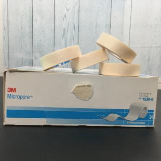 چسب ضد حساسیت ۳M میکروپور ۱/۲۵ سانتی متری