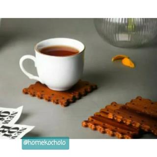 زیر لیوانی چوبی ۳عددی طرح بیسکویت