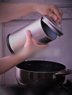 بانکه استیل درب‌دار تک خارجی 12 عددی