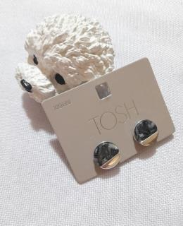 گوشواره میخی