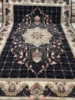 فرش ماشینی ۹ متری رنگ سورمه ای