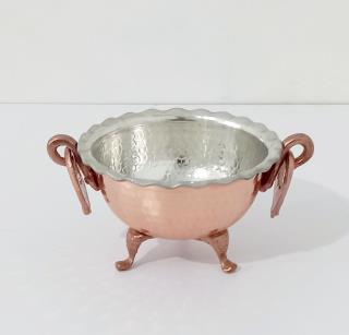 پیاله مسی سه پایه گوشواره دار سایز کوچک