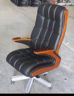 صندلی مدیریت خلبانی مدل T2017M