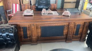 میز مدیریت الوادور مدل M161