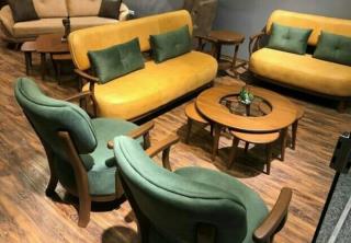 مبل لهستانی به همراه میز وسط و عسلی