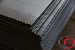 قیمت ورق گرم (سیاه)