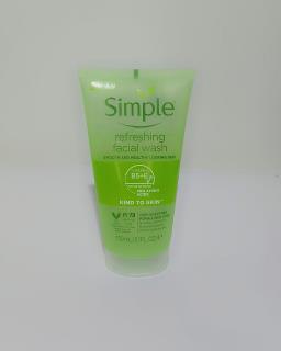 ژل شستشو صورت سیمپل Simple مدل Refreshing