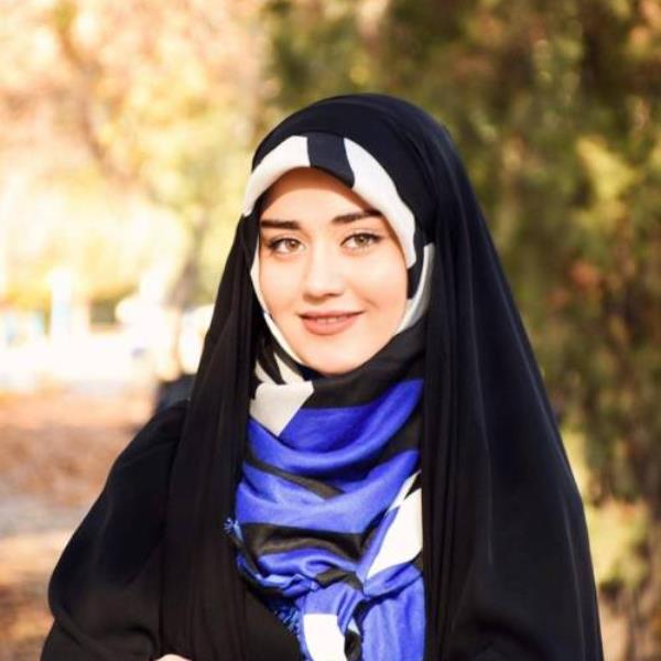 لوگوی محصولات تخصصی پوست و مو اذین
