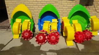 قایق پدالی فایبرگلاس مخصوص کودکان