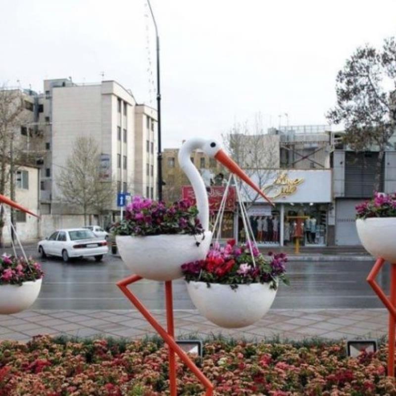 تولید گلدان های پایه دار فایبرگلاس زرین کار