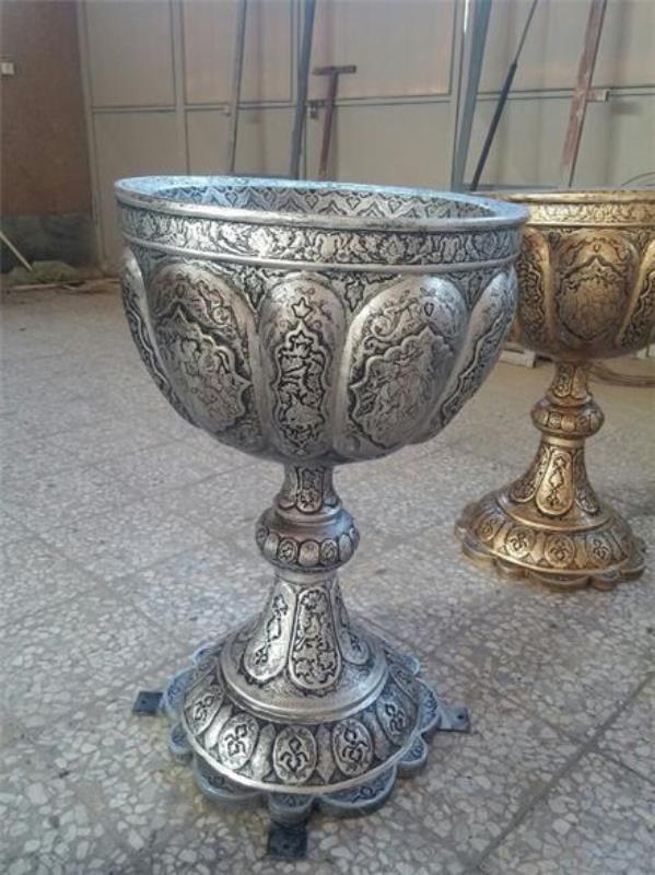 تولید گلدان های پایه دار فایبرگلاس زرین کار