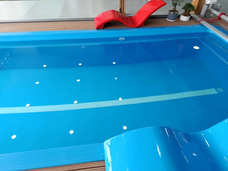 استخرهای پیش ساخته فایبرگلاس در ابعاد مختلف