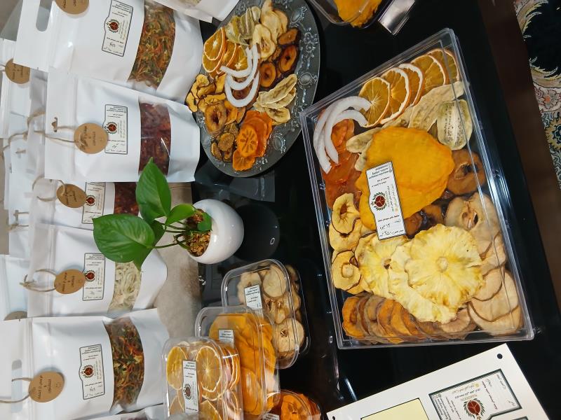 مخلوط 12 میوه خشک