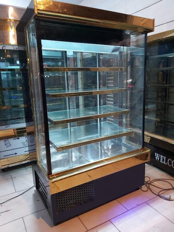 یخچال ویترین قنادی