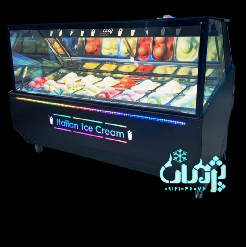 تاپینگ بستنی میوه ای