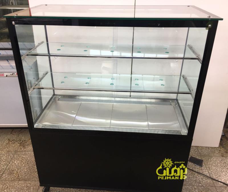 یخچال ویترین قنادی