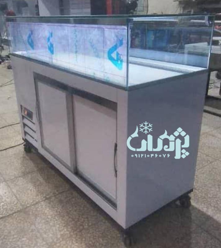 یخچال کافه