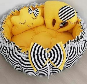 تشک بازی با پارچه اصل همراه کوسنهای فانتزی