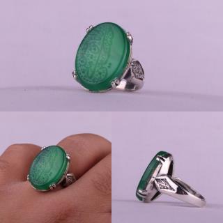 انگشتر عقیق سبز خطی