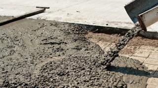 فوق روان کننده بتن با توانایی کسب مقاومت بالا در سنین اولیه