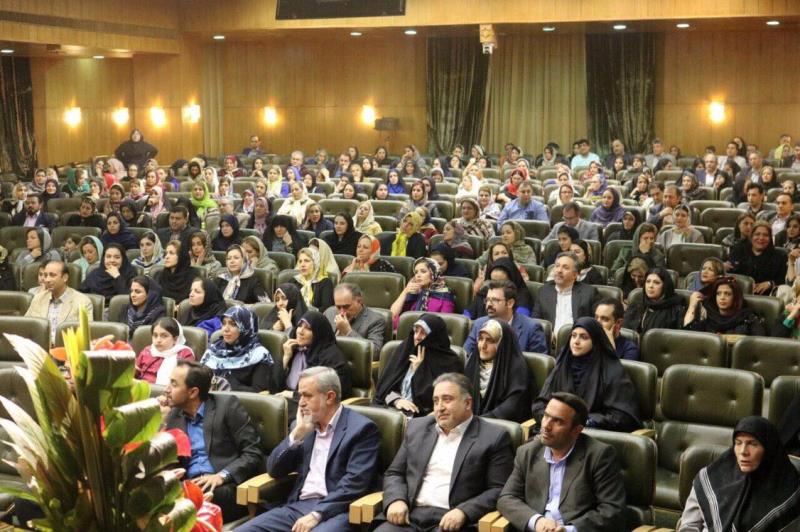 جشن 27سالگي مجموعه در مركز بين المللي رايزن