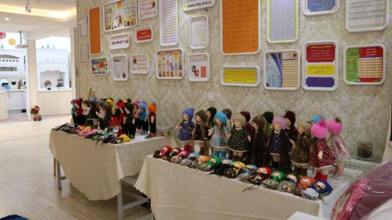 نمايشگاه پروژه هاي دانش اموزي