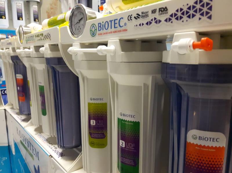 دستگاه تصفیه آب 6 فیلتره BIOTEC با منبع و ممبران وارداتی