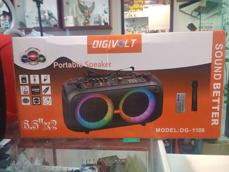 اسپیکر دیجی ولت DIGIVOLT 1108 با میکروفن بی سیم