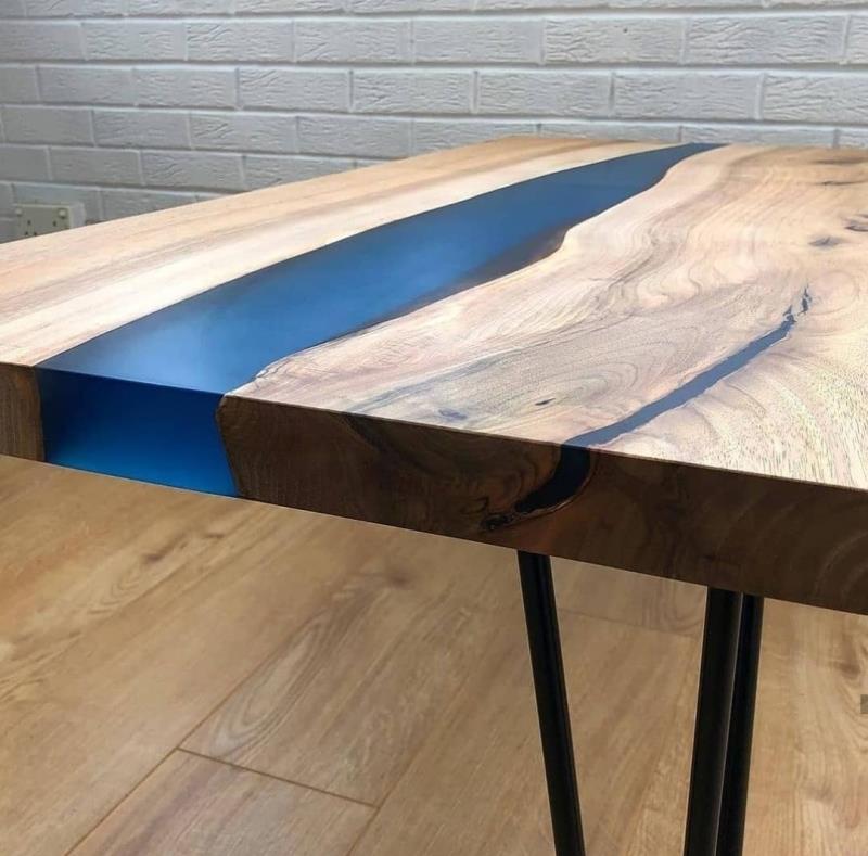 میز ناهارخوری تلفیقی چوب و رزین